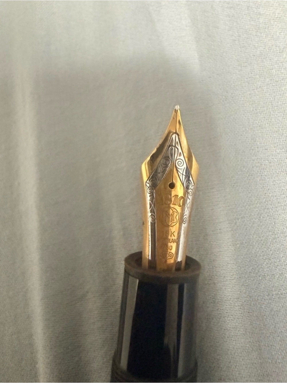 Montblanc Gold and Black Fountain Pen and ballpoint pen